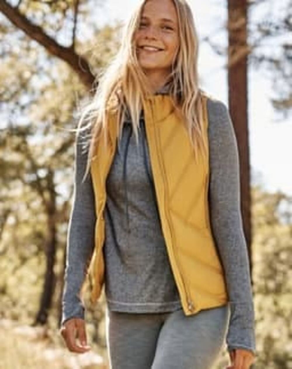 Athleta Inlet Mustard Yellow Quilted Full Zip Side Stretch Panel Vest